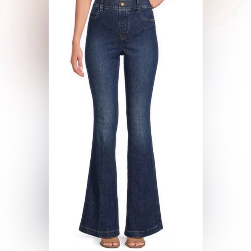 SPANX SPANXshape Everywhere Dark Wash Blue Pull On Flare Jeans Comfort Sz Small